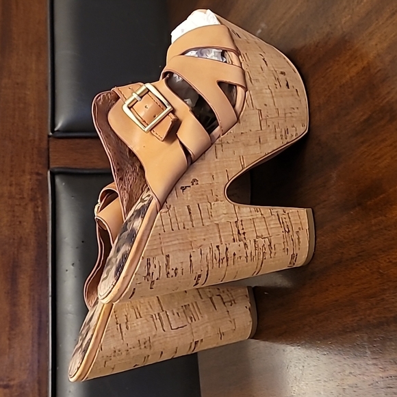 SAM EDELMAN HEELS - Picture 11 of 16